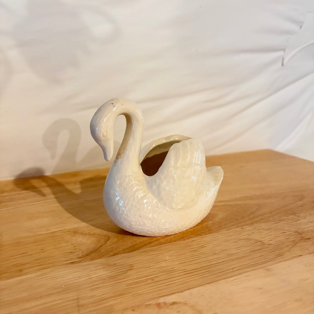 Vintage White Ceramic Swan Planter Cottagecore Decorative plant holder small